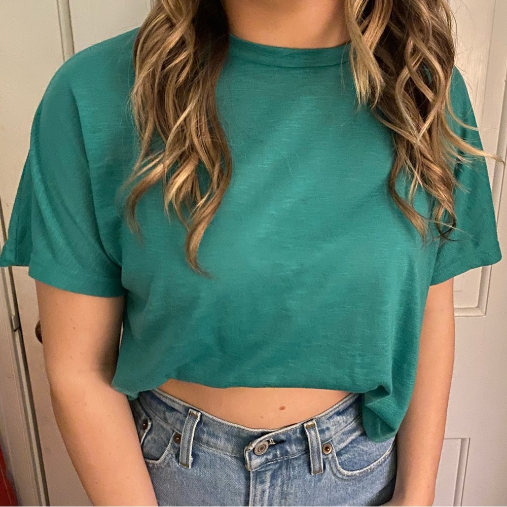 Green crop top
